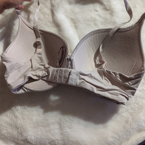 Victoria's Secret Cream with sparkle detailing Perfect Shape 34DD Bra - Picture 2 of 2